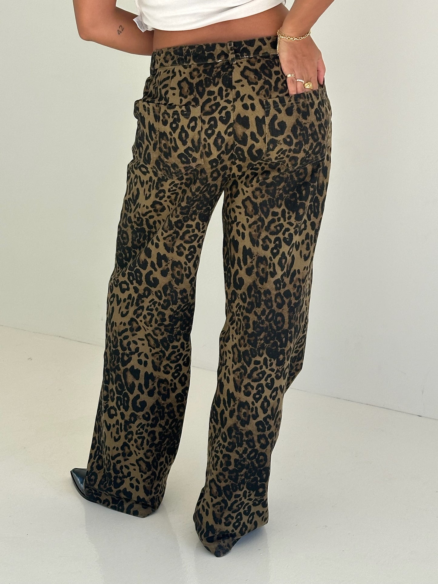 THE LEOPARD PANT